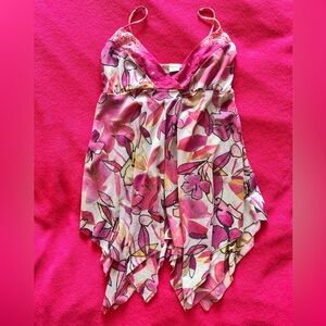 Sweet Pea by Stacy Frati Pink Floral V-Neck Camisole
